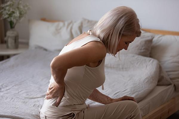L’ostéoporose et la douleur – aider votre corps à s’aider