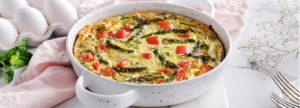 Crustless quiche with asparagus and peppers